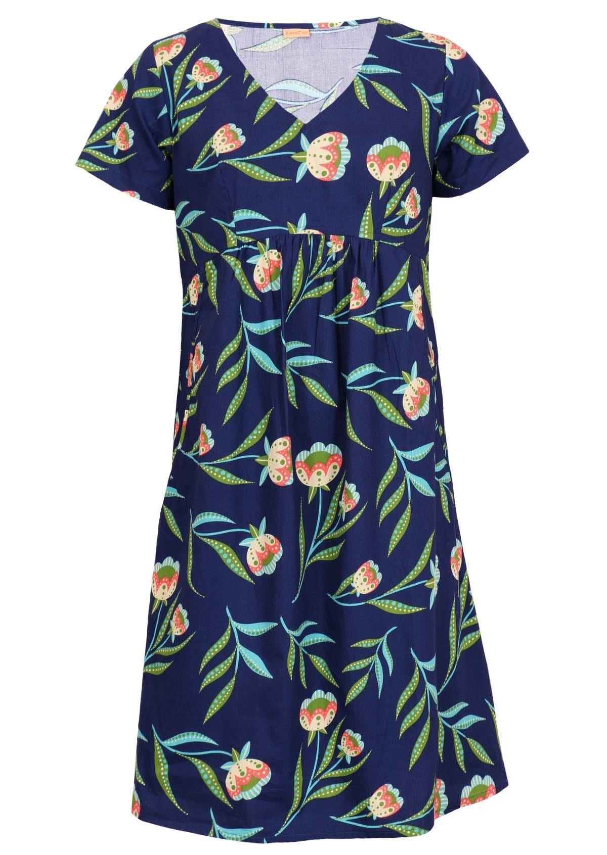 Mannequin front of navy blue dress.