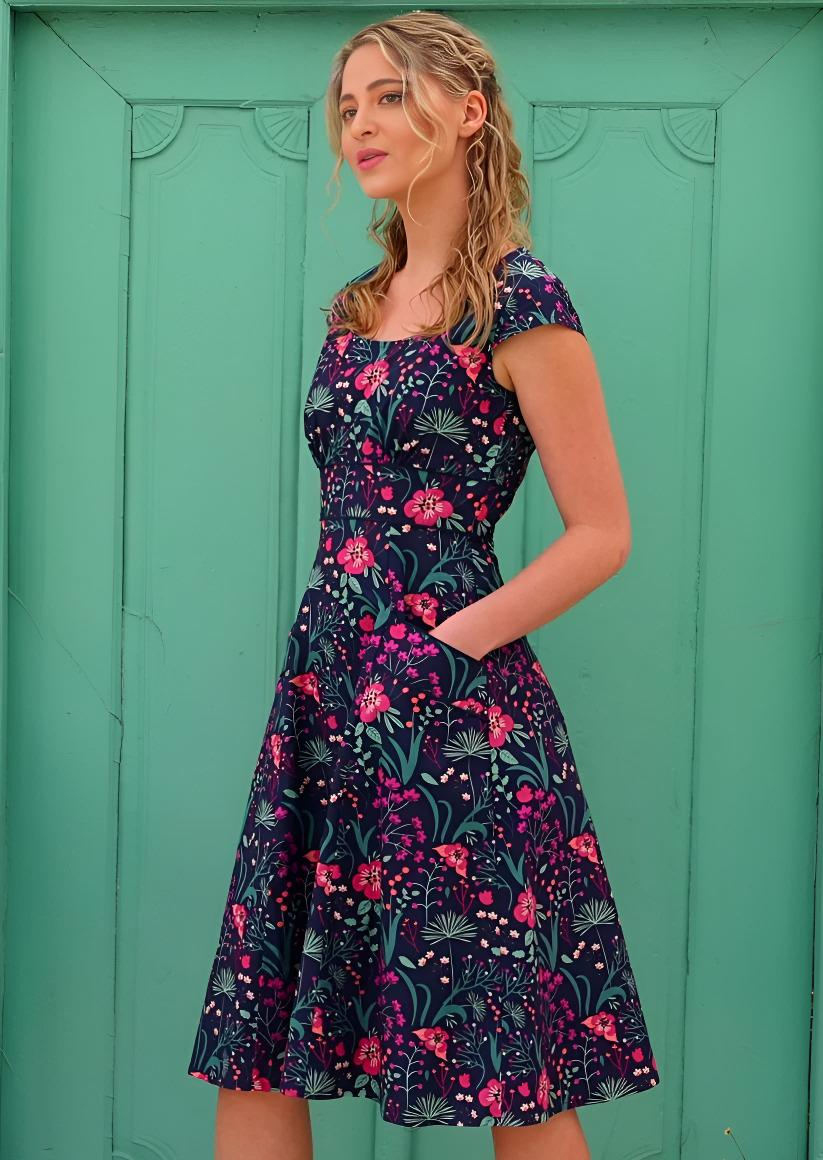 Scarlett Dress Dianthus