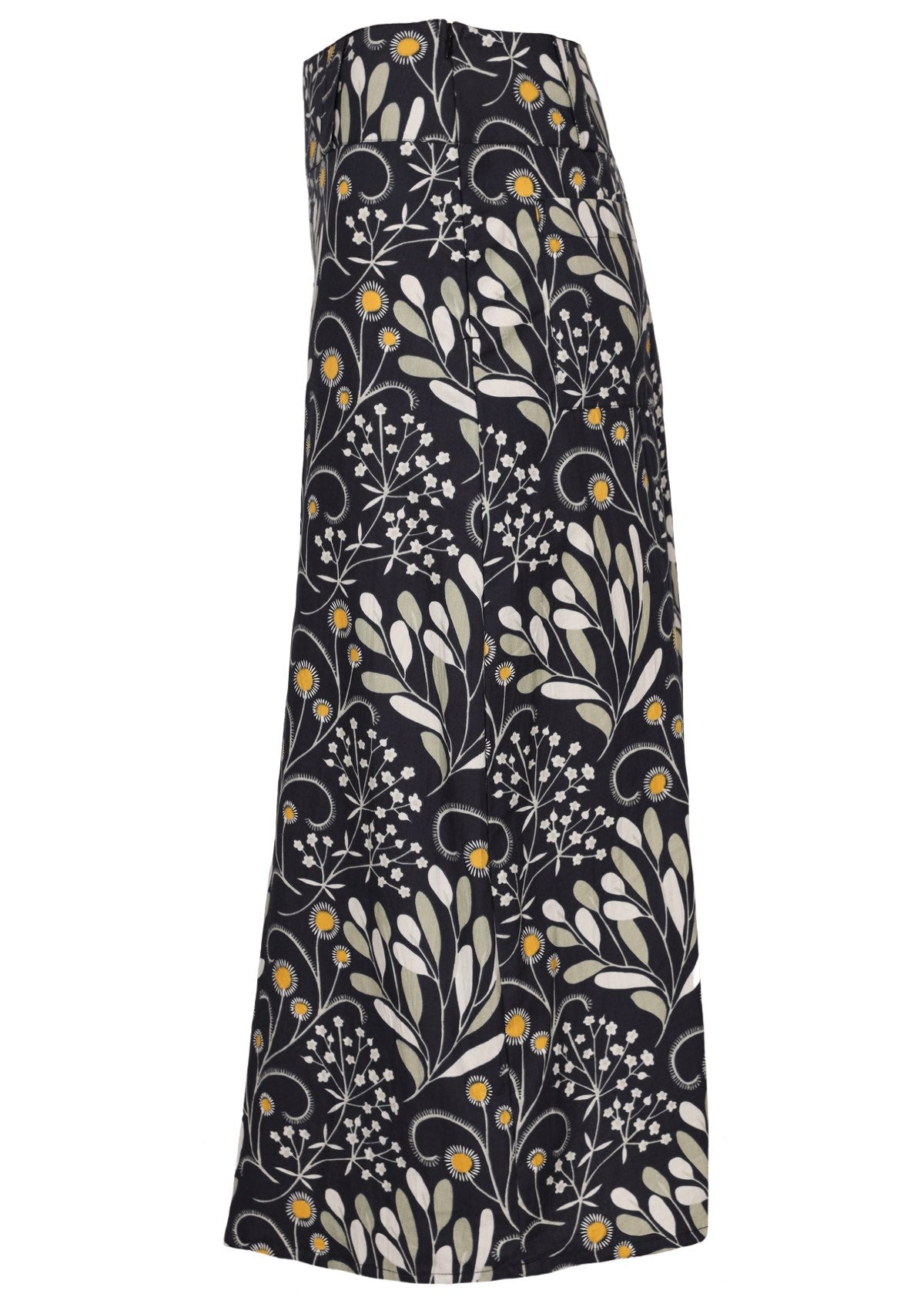 Hidden side zip for ease when dressing and belt loops house wide belt