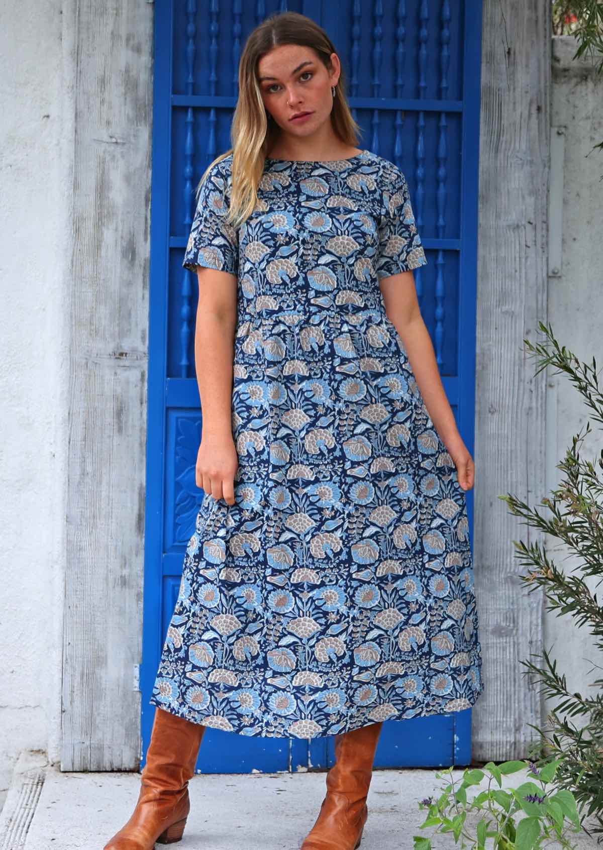 Shin length cotton dress with full lining and pockets