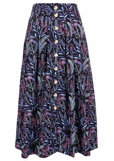 Cotton shin length skirt with box pleats and buttons