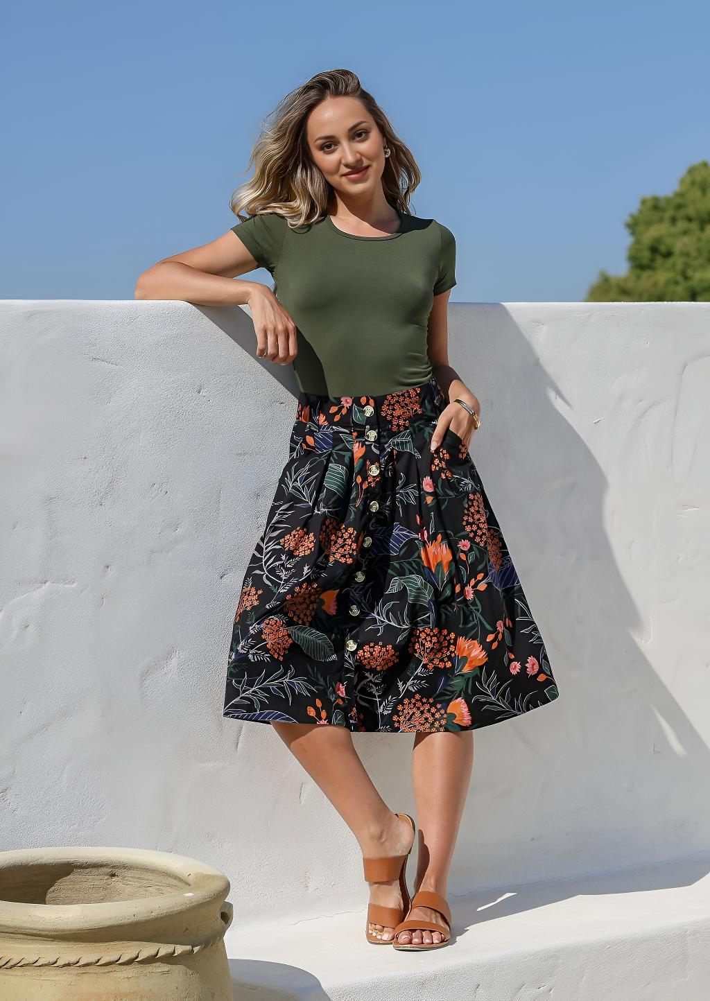 Ruby Skirt Queen Protea