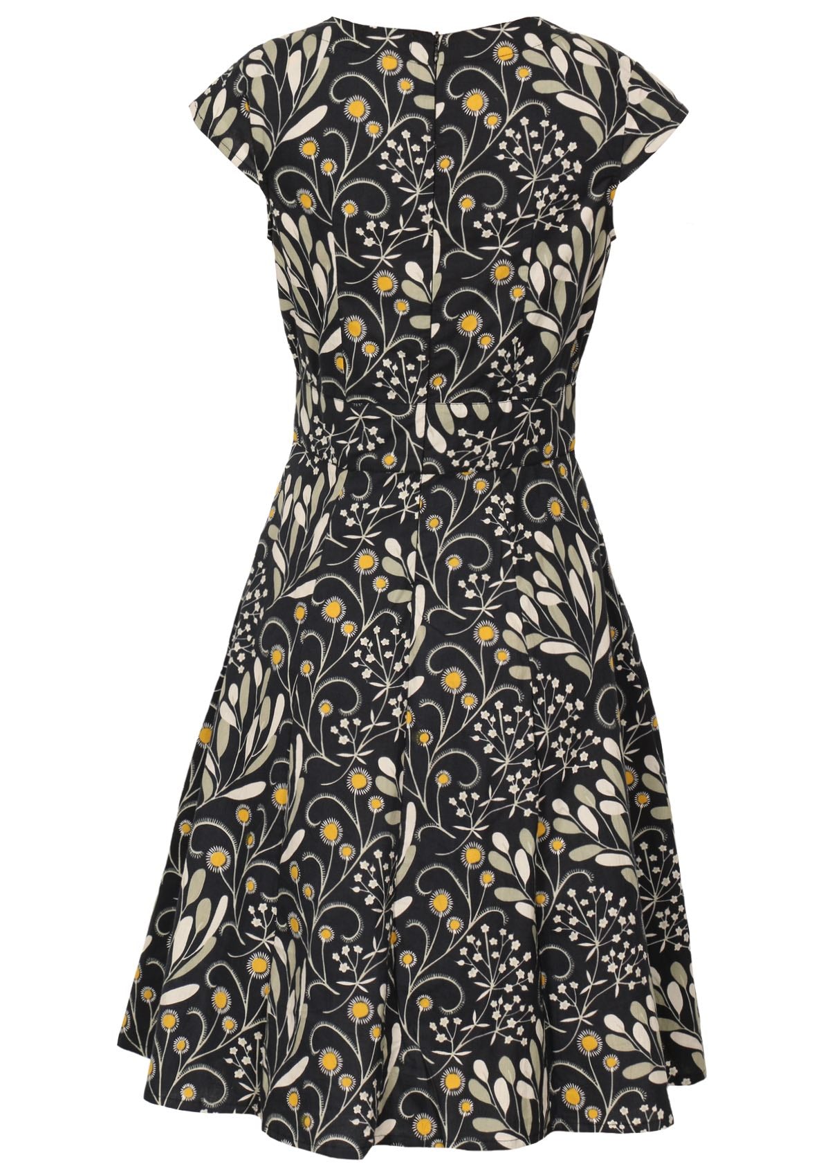 We're here for the tailored bodice and free flowing skirt in this retro inspired dress